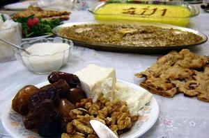 تغذیه در ماه مبارک رمضان/ بعد از خوردن سحری نخوابید