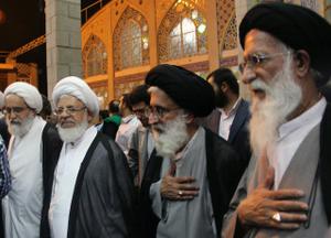 گزارش تصویری: مجلس ترحیم آیت الله سید جواد حیدری  یکشنبه شب در مسجد  حظیره 