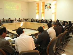  نشست مدیرکل ورزش و جوانان استان یزد با روسا و نایب رئیسان هیئت های ورزشی شهرستان بافق(1نظر)