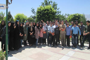 بازدید دانشجویان یزدی از مرکز جامع سالمندان نشاط مهریز