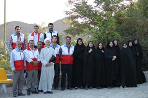 کوهپیمایی اعضای کارکنان جمعیت هلال احمر استان یزد 