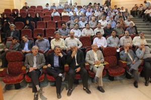 مراسم گراميداشت هفته دفاع مقدس در شركت سهامی آب منطقه ای یزد برگزار شد