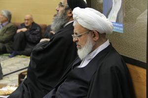 مراسم روضه خوانی و عزاداری به مناسبت شهادت امام حسن عسکری (ع) در دفتر ایت الله ناصری(به روایت تصویر)