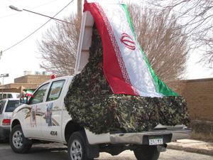 استقبال نمادین از کاروان امام و برگزاری رژه موتوری در شهرستان بهاباد+گزارش تصویری