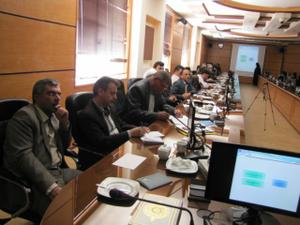 نشست اساتید دانشگاههای آزاد اسلامی استان یزد با موضوع جمعیت و آینده 