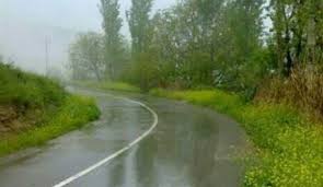 بارش باران در اکثر محورهای ۹ استان کشور