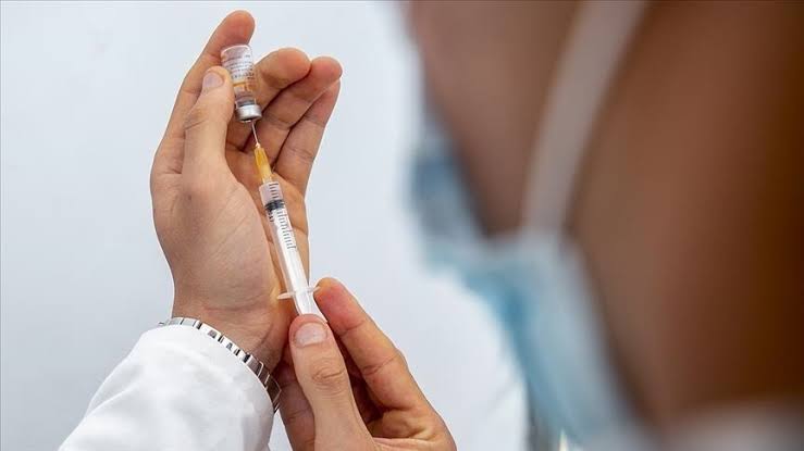 توصیه متخصصان درباره دُز چهارم واکسن کرونا