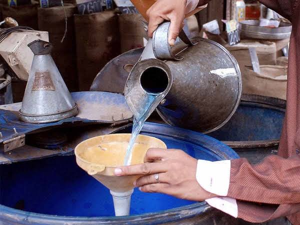 مرحله سوم سهمیه نفت‌سفید خانوارهای فاقد گاز طبیعی در استان یزد اعلام شد
