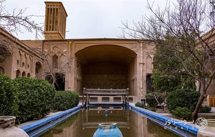 تعطیلی موقت خانه لاریهای یزد برای مرمت تعطیلی موقت خانه لاریهای یزد برای مرمت