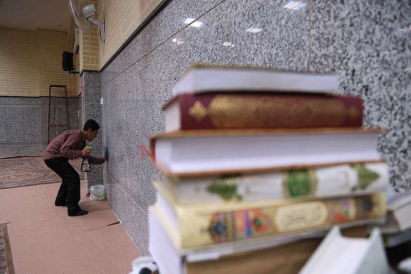 غبار روبی مساجد بیش از ۲ هزار مسجد در استان یزد