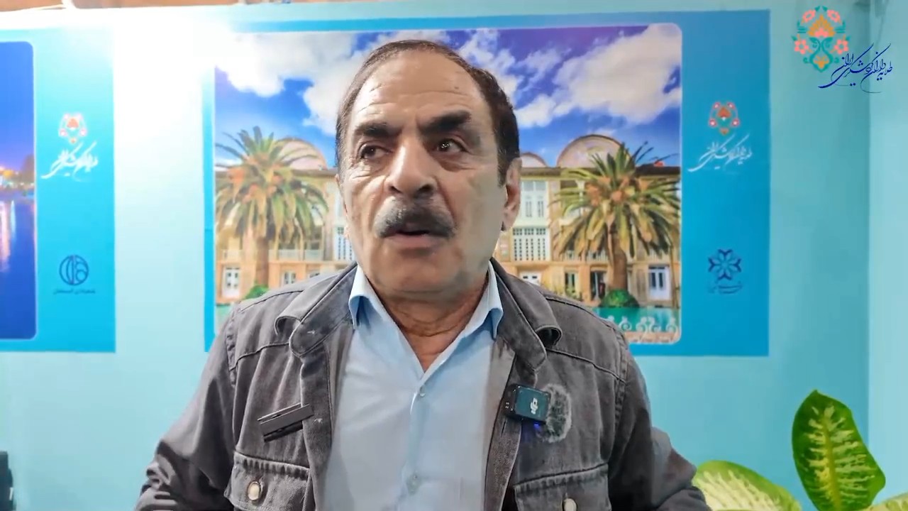 فیلم| گفت‌وگو با عمو رشید (قدرت الله ایزدی) بازیگر و کمدین سینما و تلویزیون در غرفه طلایه داران گردشگری ایران