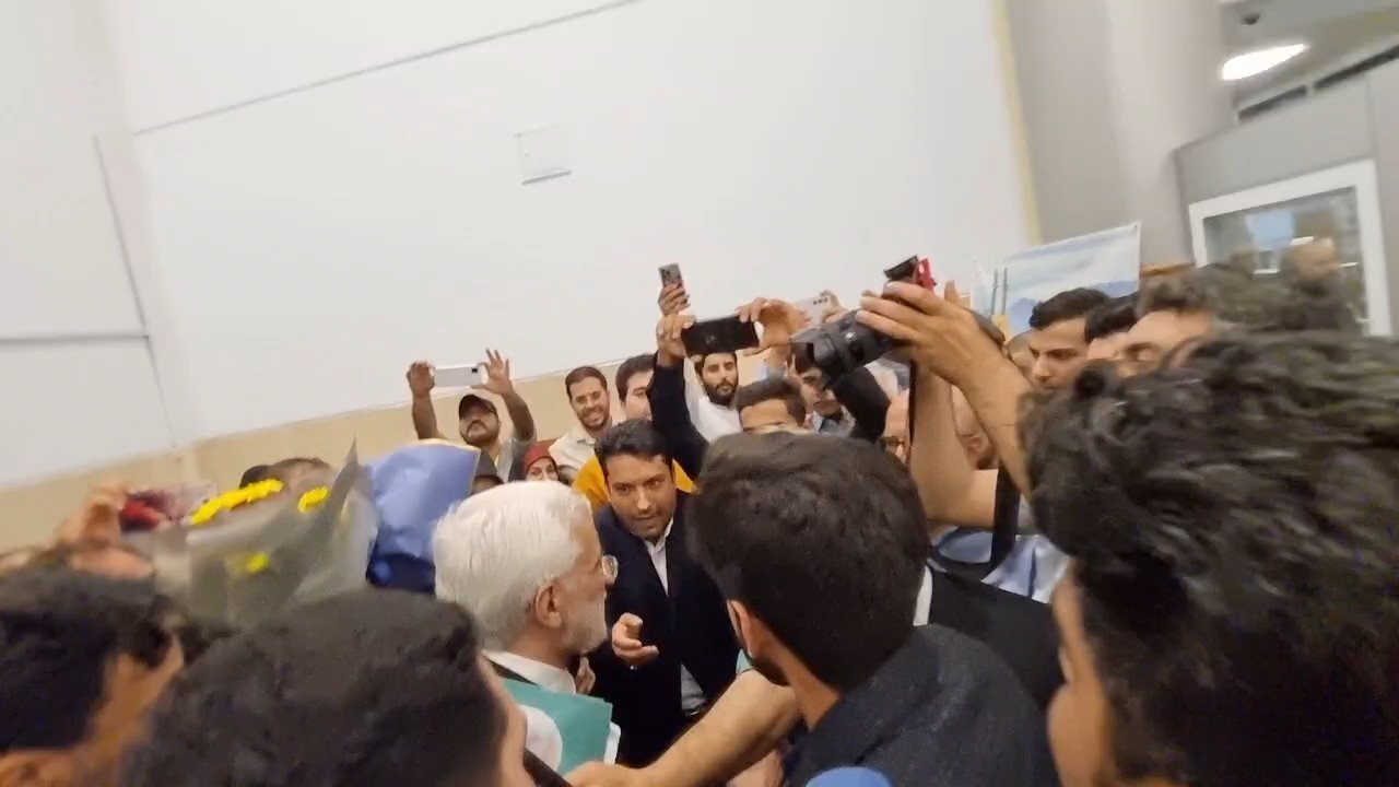 فیلم| استقبال از جلیلی در یزد