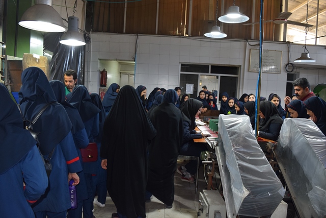 http://www.yazdfarda.com/media/news_gal/DSC_0304.JPG