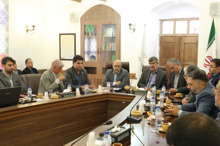 اعتماد و رضایت مودیان در وصول مالیات جلب شود اعتماد و رضایت مودیان در وصول مالیات جلب شود