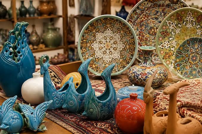 یزد میزبان هفدهمین نمایشگاه صنایع دستی ایران/ حمایت بدون تفکر کمکی به صنایع دستی نمی‌کند