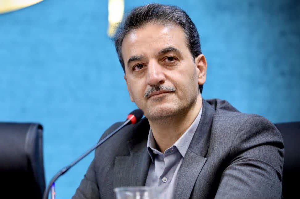 بررسی و رفع مشکلات زمین و مسکن و تسریع طرح‌های بازآفرینی شهری یزد