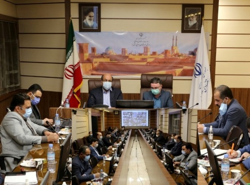 گردهمایی سراسری مدیران شبکه بانکی کشور با عنوان تحول نظام بانکی به نفع مردم در یزد برگزار شد
