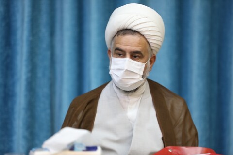 ۴۳۰ طلبه یزدی ملبس به لباس روحانیت