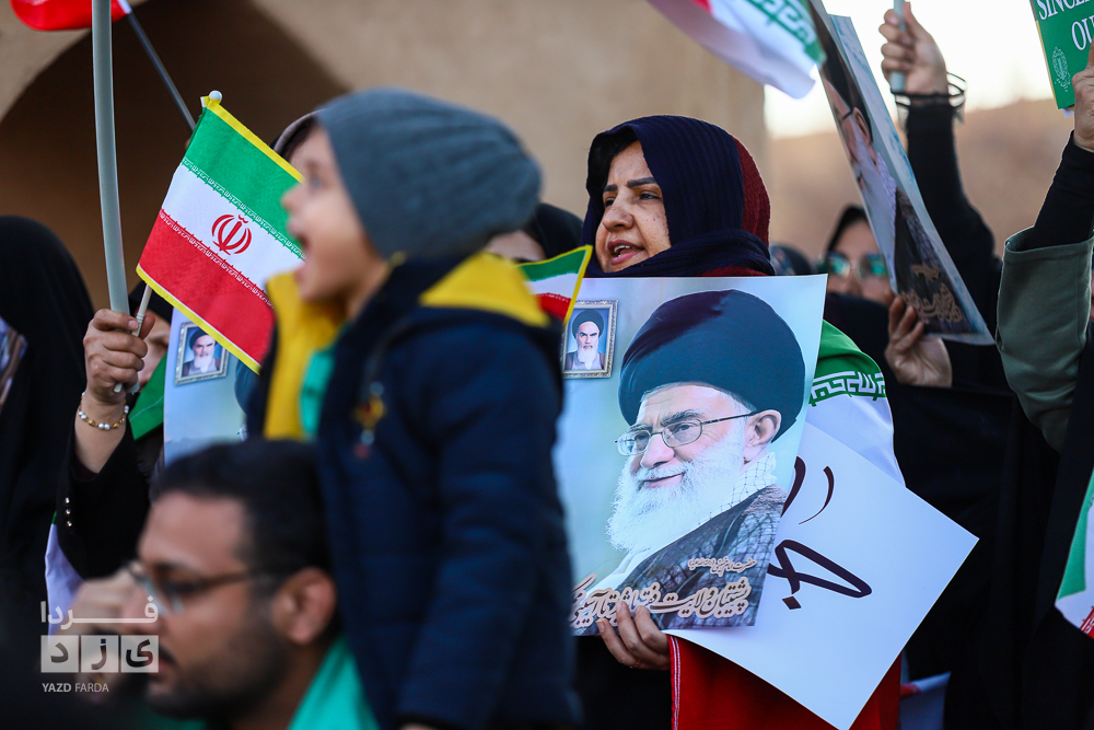 خروش مردم دارالعباده یزد در محکومیت اغتشاشات اخیر