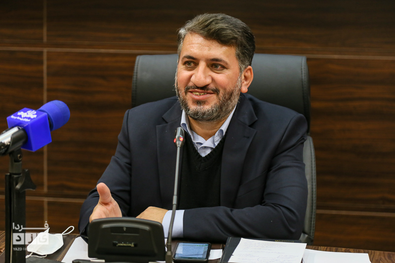 منعی برای حضور و فعالیت مدیران استان در دانشگاه‌ها وجود ندارد