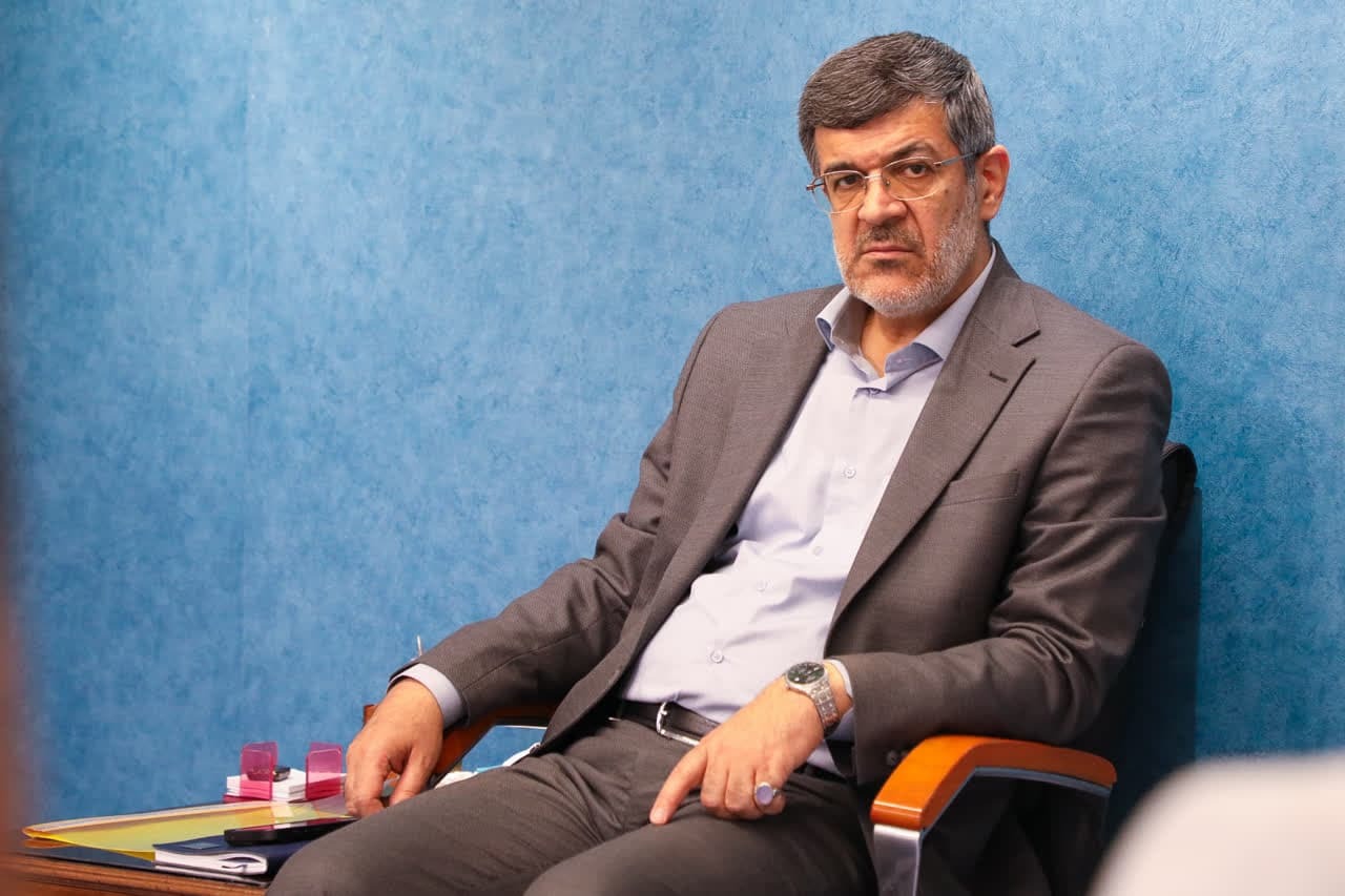 قدردانی از معلمان وظیفه همه دستگاه‌هاست