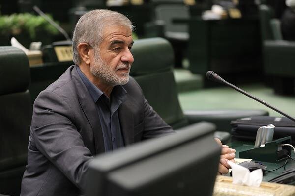 شرایط اعتراض مردم را فراهم می‌کنیم