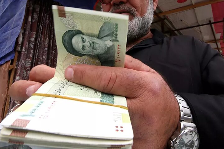 دولت برای کارگران شرط گذاشت/ این‌گونه می‌توانید منتظر افزایش دوباره دستمزد در نیمه دوم سال باشید!