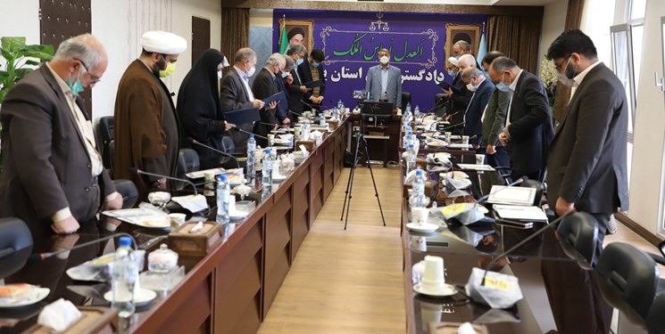 معرفی هیئت منصفه مطبوعات و جرائم سیاسی استان یزد