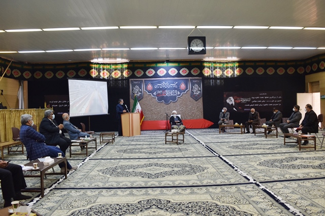 امام جمعه یزد بر رفع مشکلات واحدهای تولیدی استان تاکید کرد