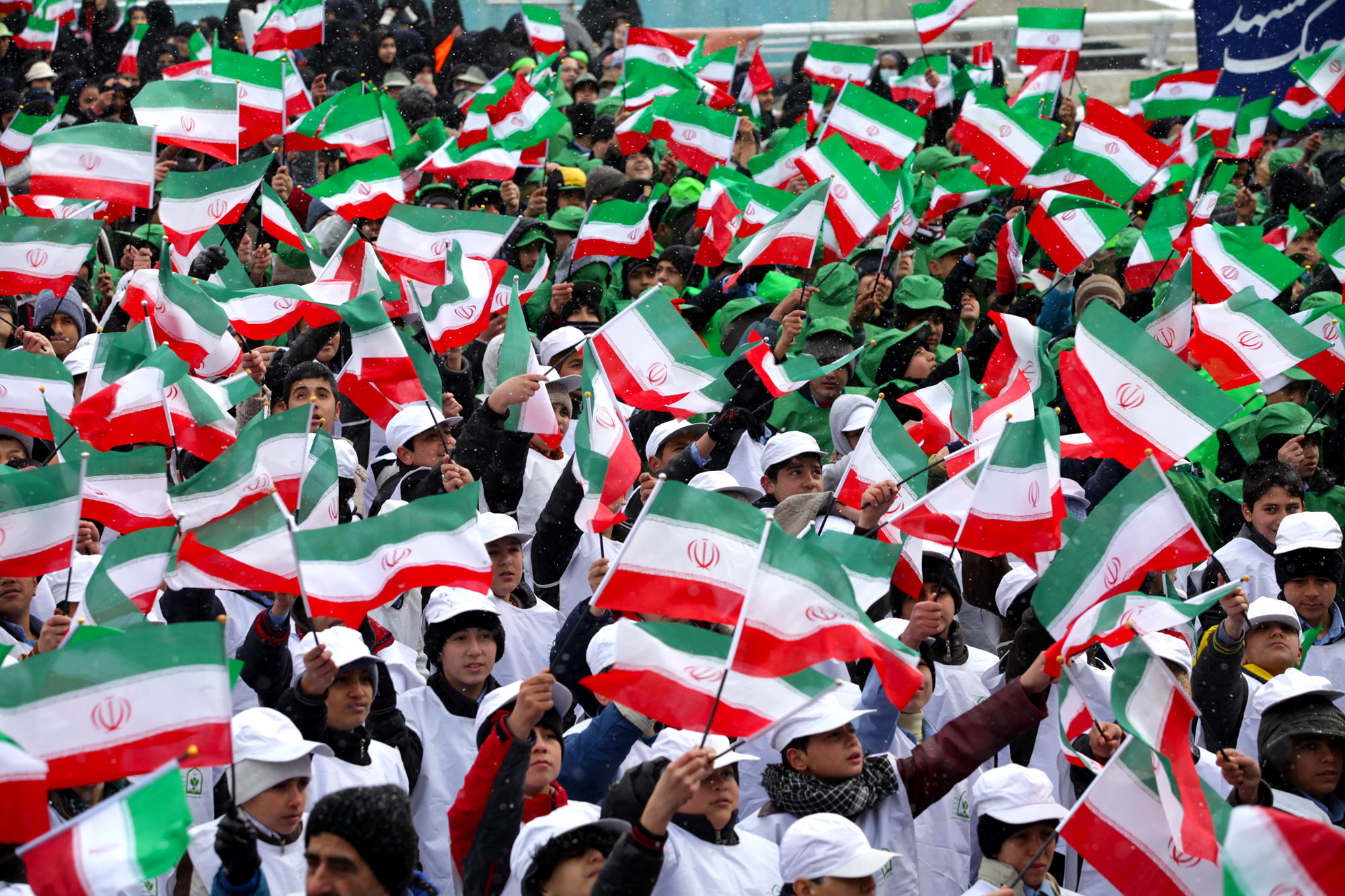 کرونا رفتنی است، ۲۲ بهمن ماندنی است