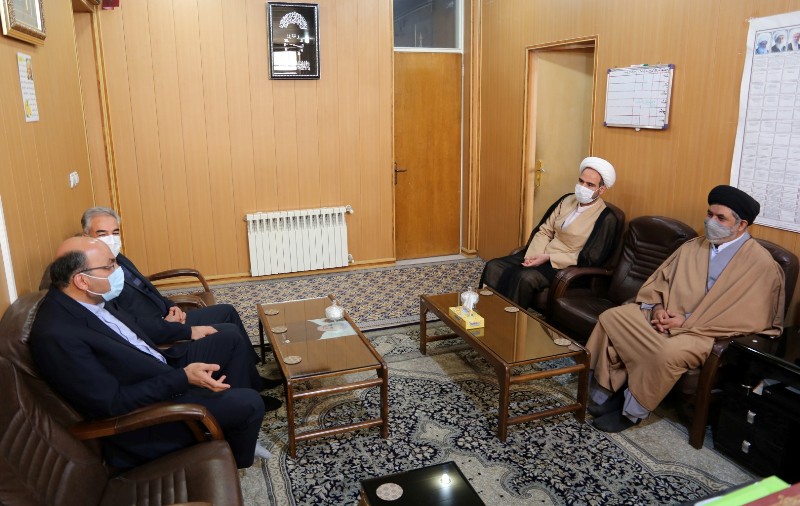 رئیس ستاد اقامه نماز یزد تلاش اداره کل دارایی استان را در ترویج فرهنگ نماز ستود