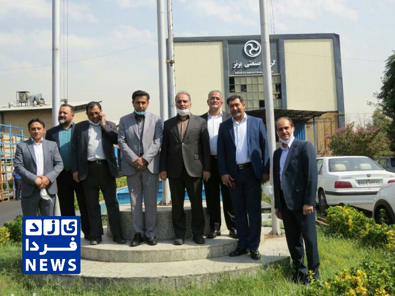 بازدید شهردار یزد از گروه صنعتی آذین خودرو با هدف بهسازی ناوگان تاکسیرانی