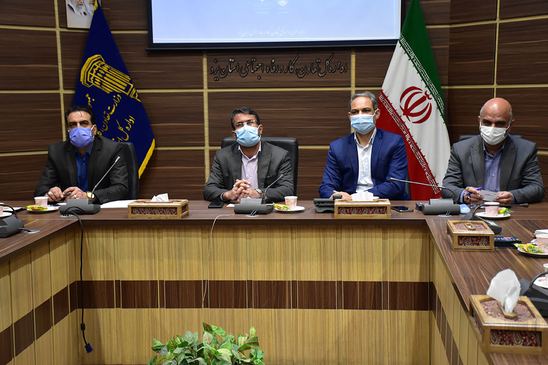خانه بهداشت کارگری شرکت الکترو کویر یزد و شرکت پامیدکو در جمع برترین های ملی