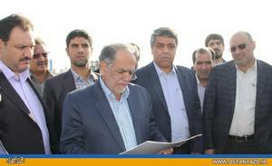 مشاور رئیسجمهوری از بندر خشک پیشگامان بازدید کرد مشاور رئیسجمهوری از بندر خشک پیشگامان بازدید کرد