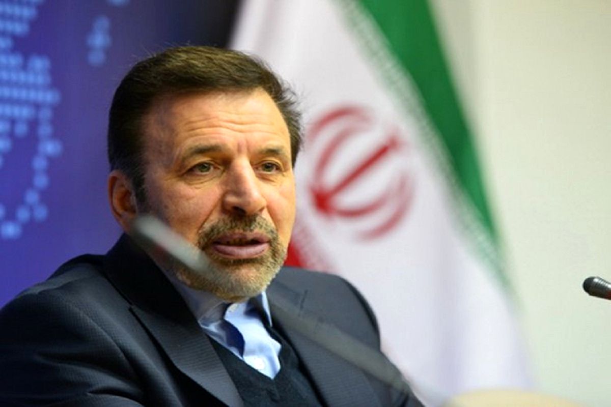 غیبت پیروز حناچی در جلسات دولت به موضوع ساختمان ریاست‌جمهوری در جماران ارتباطی ندارد زیرا او هیچ وقت عضو دولت نبوده است.
